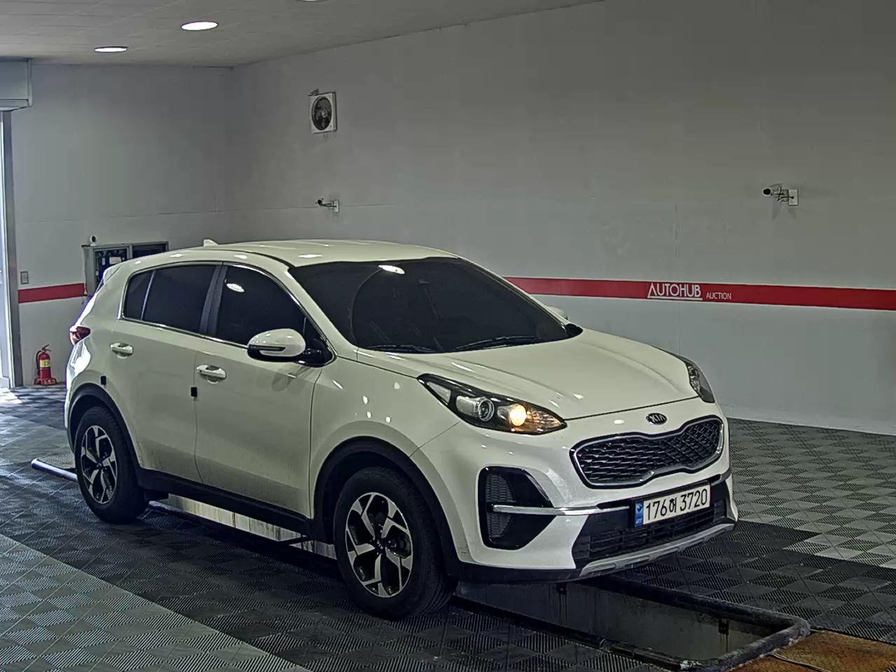 2022 - kia sportage