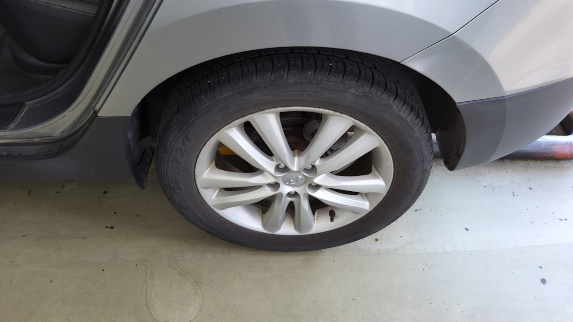 2010 - hyundai tucson