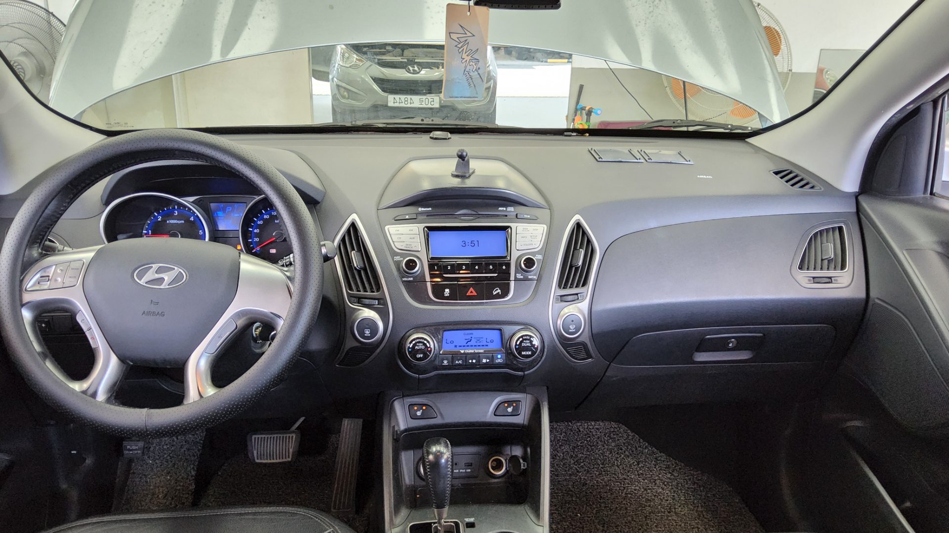 2010 - hyundai tucson
