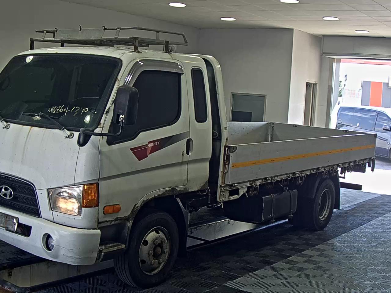 2014 - hyundai mighty