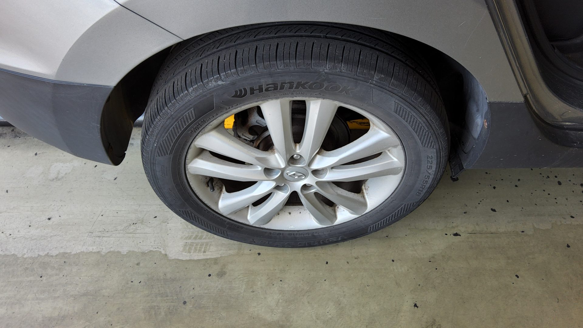 2010 - hyundai tucson