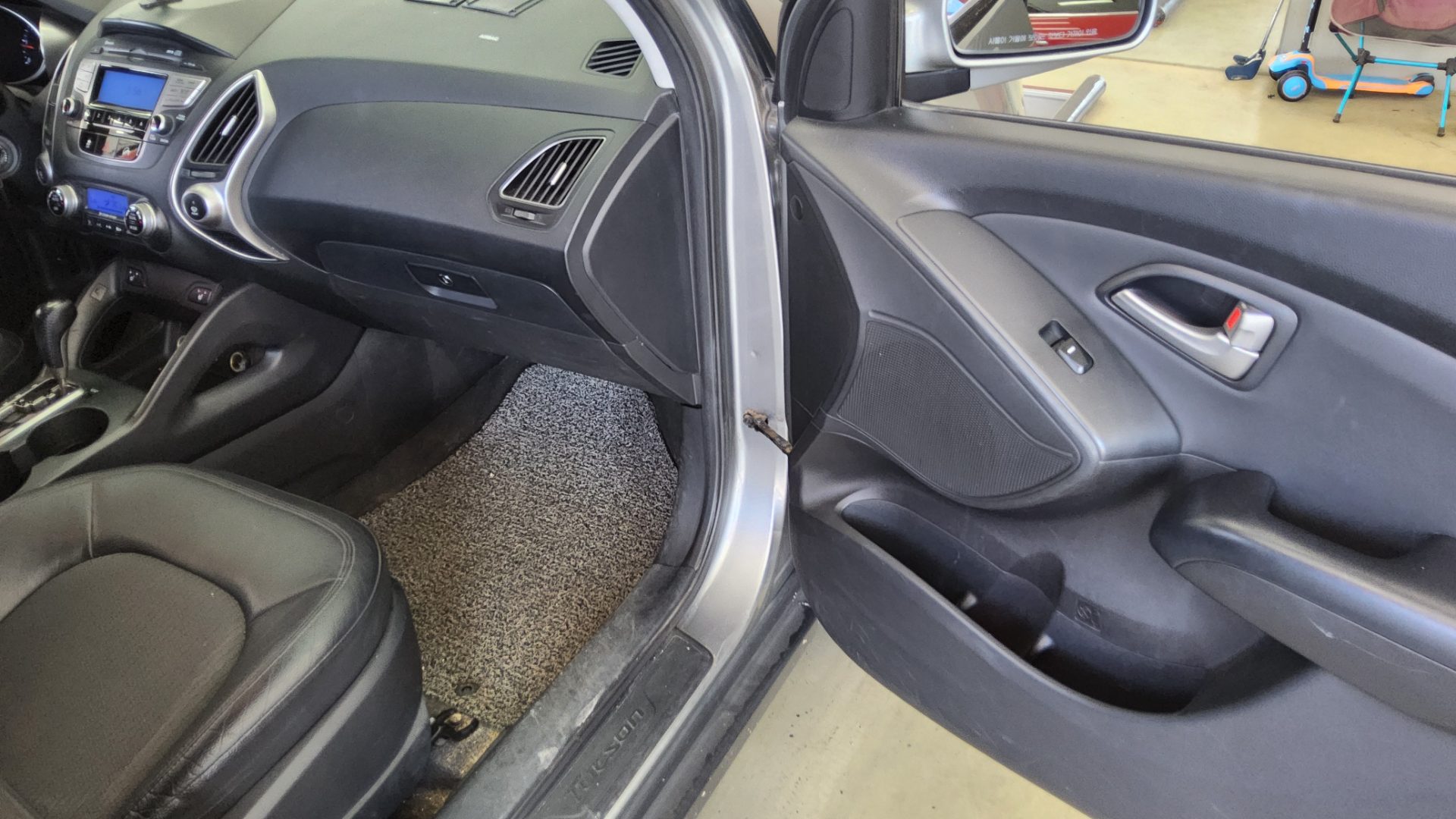 2010 - hyundai tucson