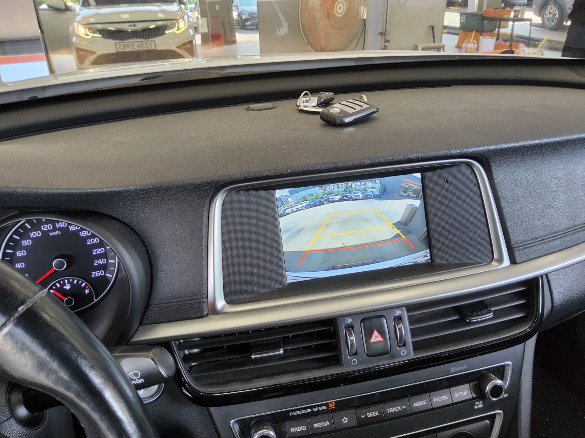 2020 - kia k5