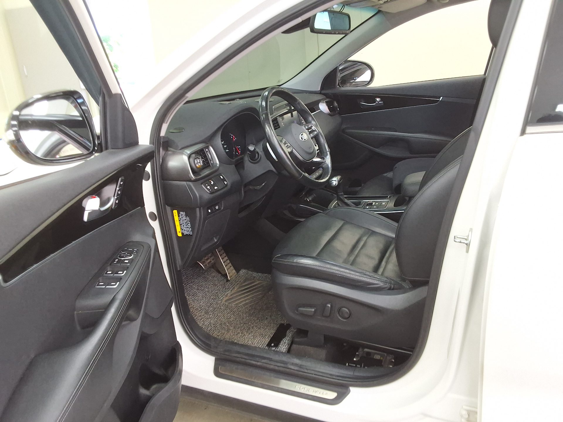 2019 - kia sorento