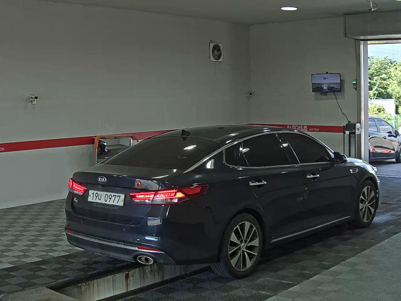 2016 - kia k5