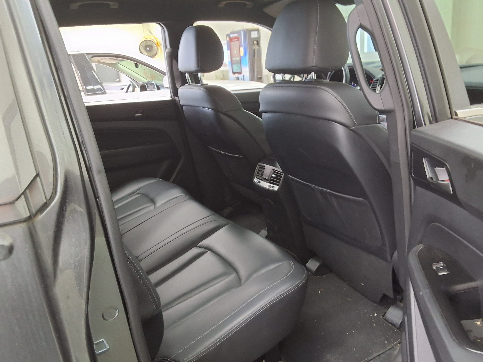 2021 - ssangyong rexton