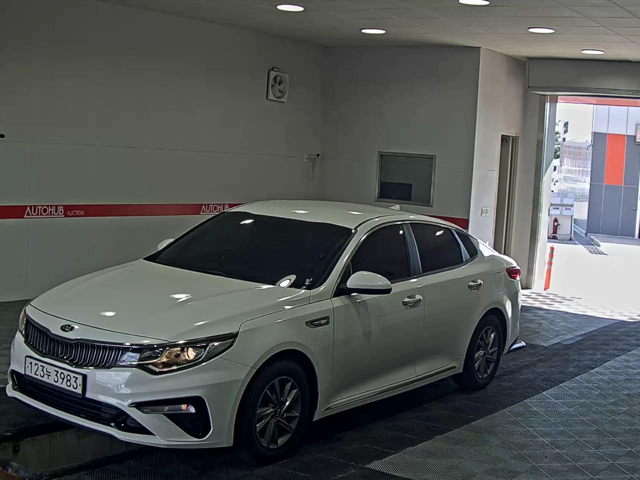 KIA K5 LPI RENTAL CAR