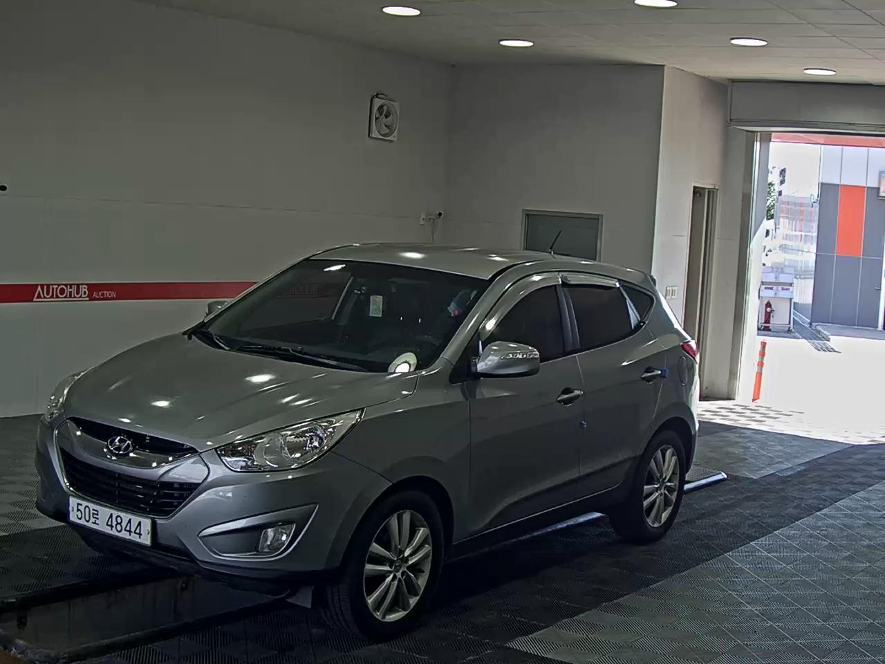 HYUNDAI TUCSON ix R20 LX20