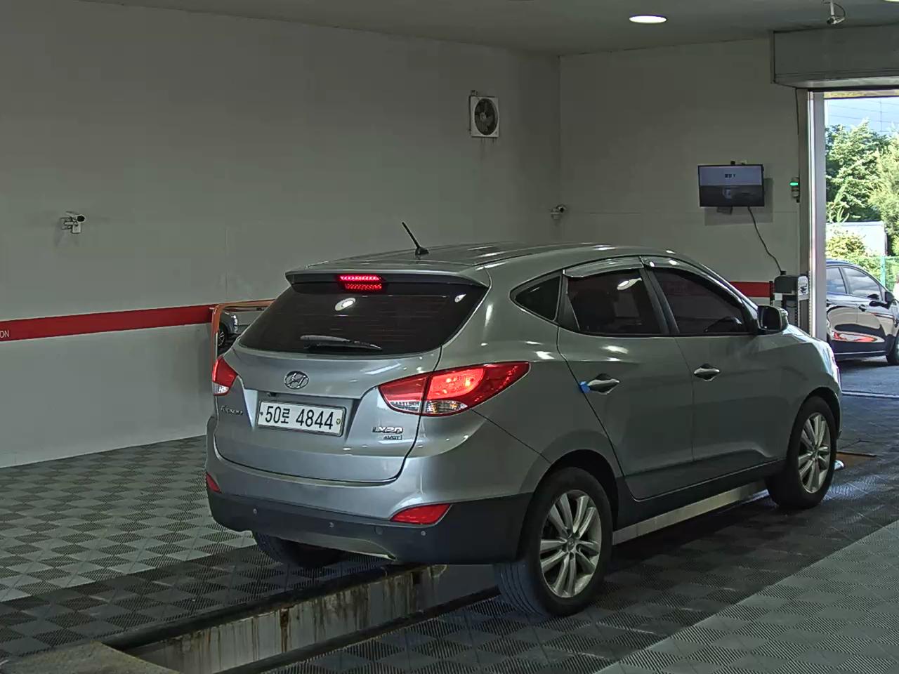 2010 - hyundai tucson