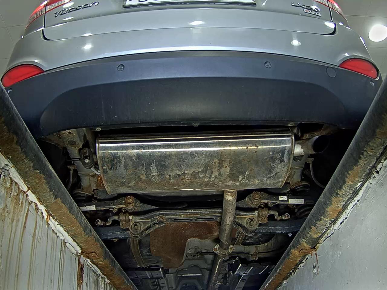 2010 - hyundai tucson