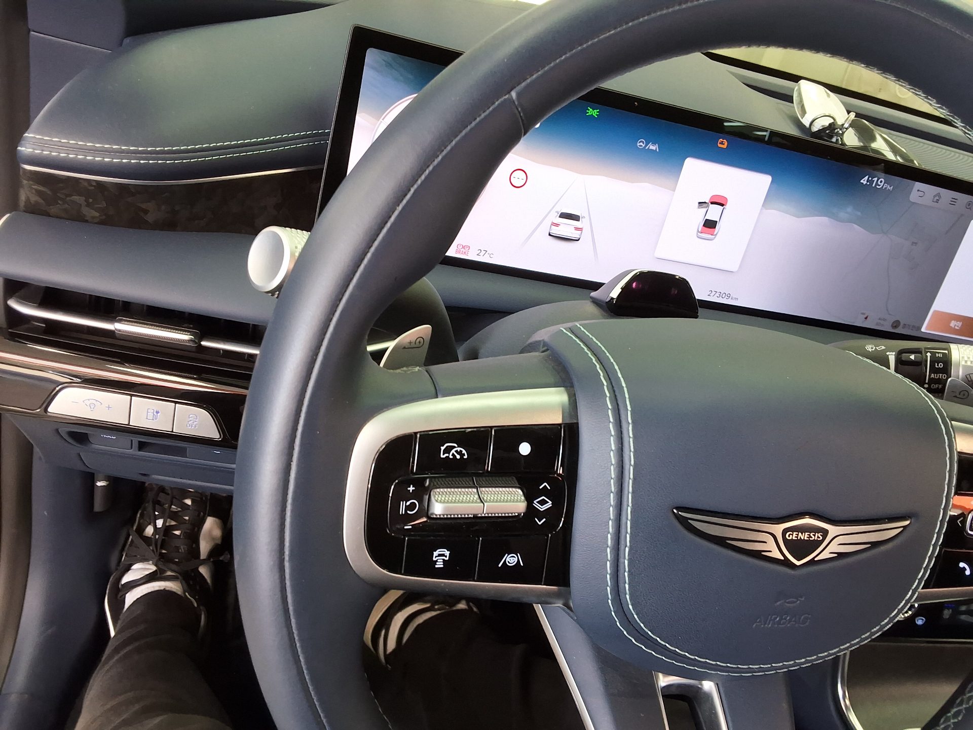 2025 - genesis eg80