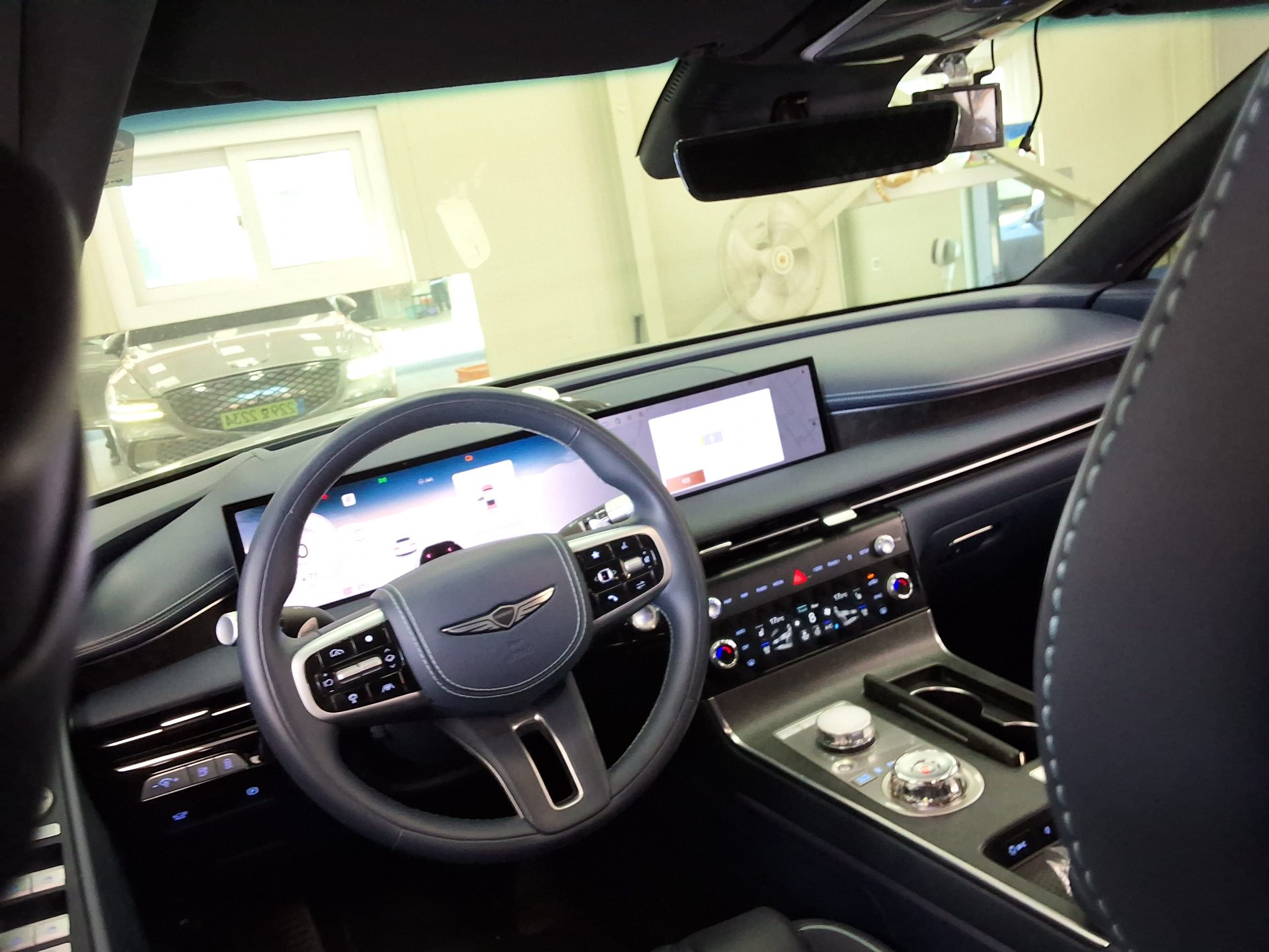 2025 - genesis eg80