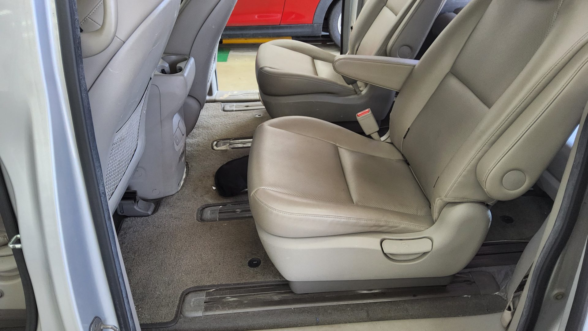 2018 - kia carnival