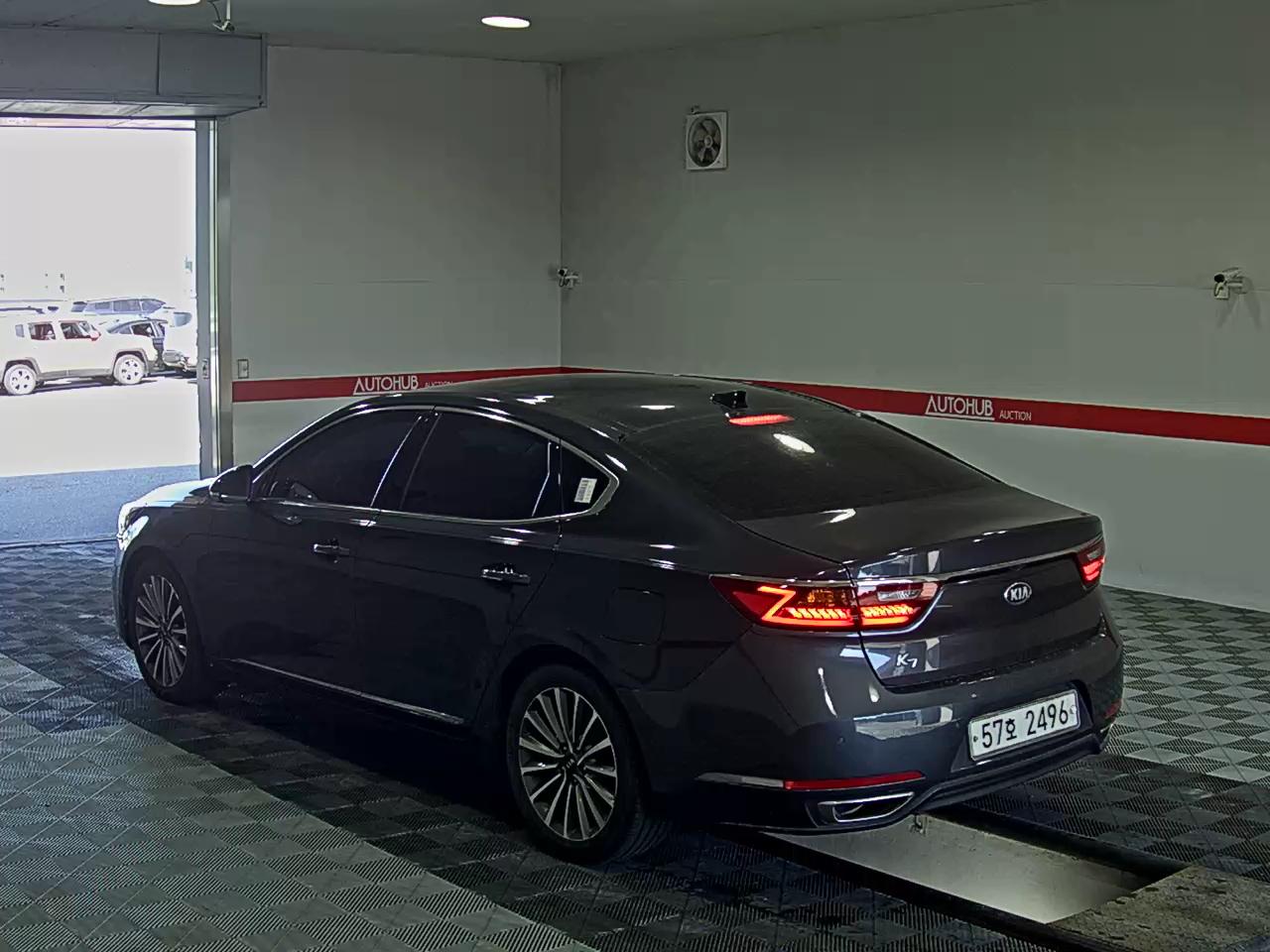 2018 - kia k7