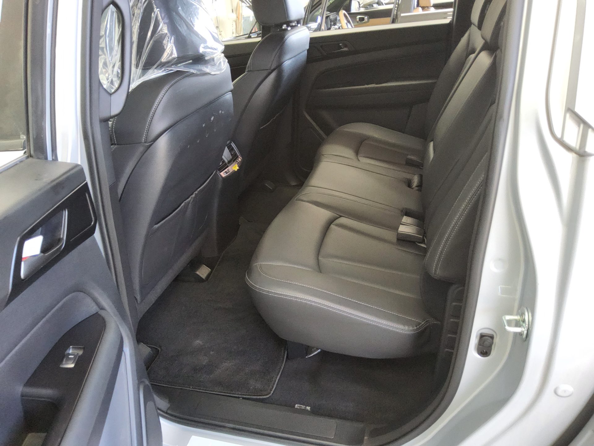 2021 - ssangyong rexton
