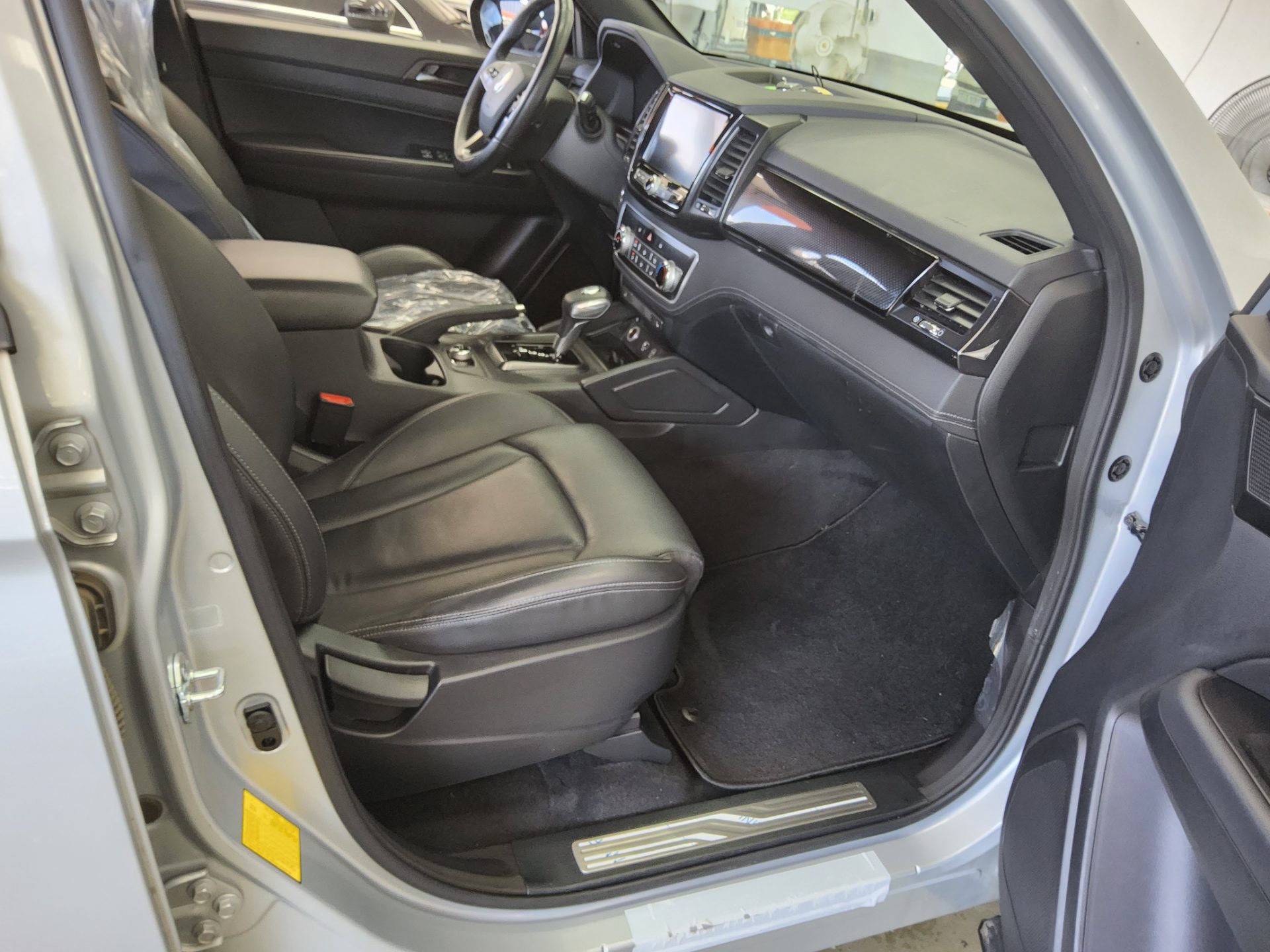 2021 - ssangyong rexton