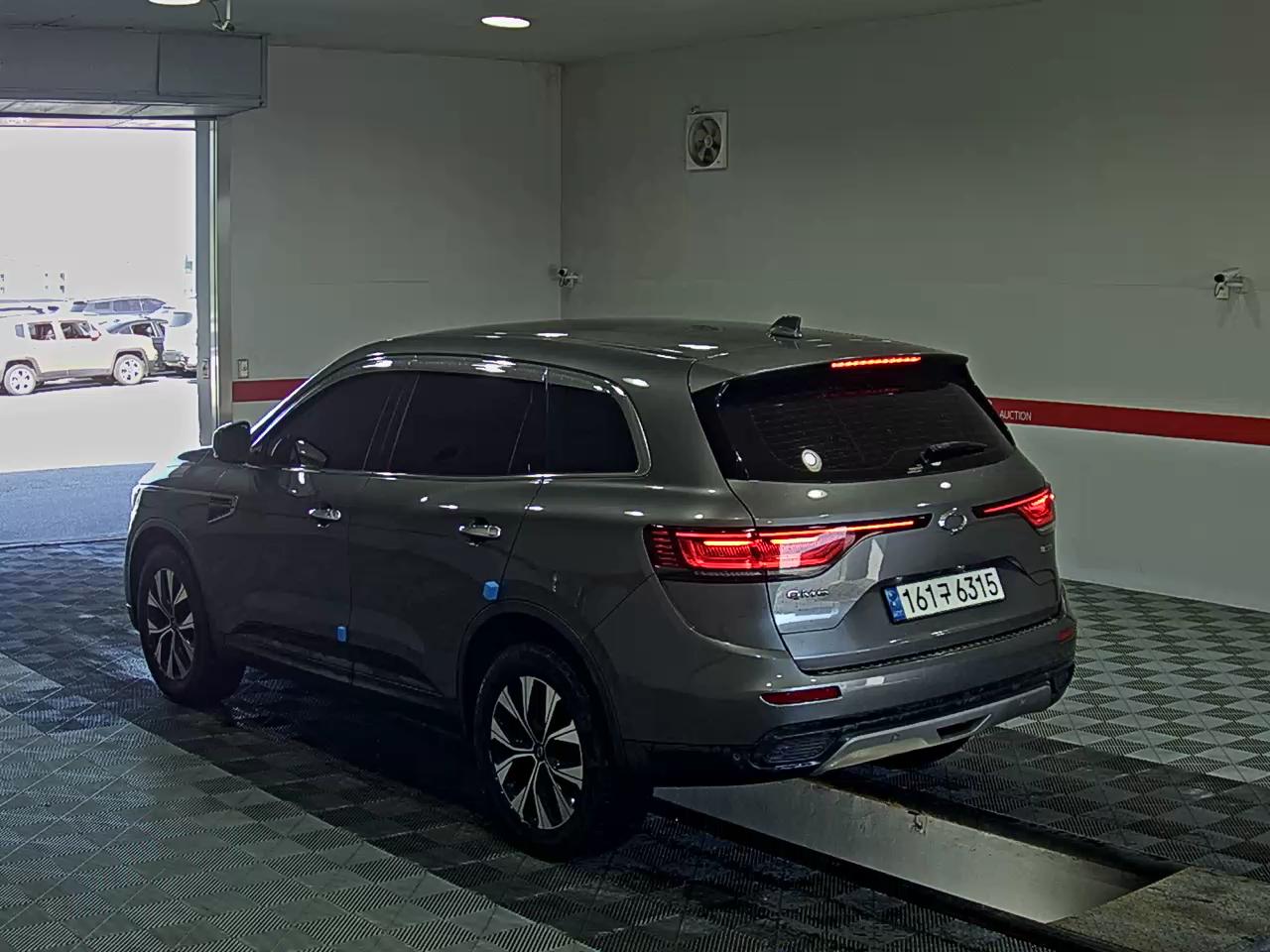 2021 - renault qm6