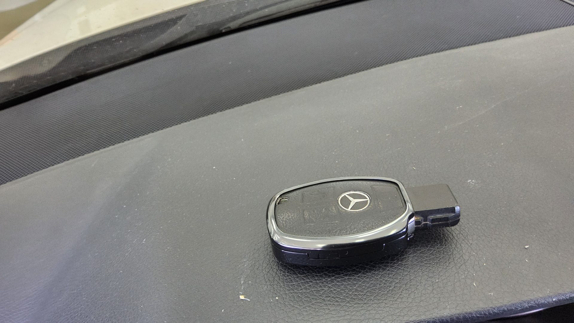 2016 - mercedes-benz e220