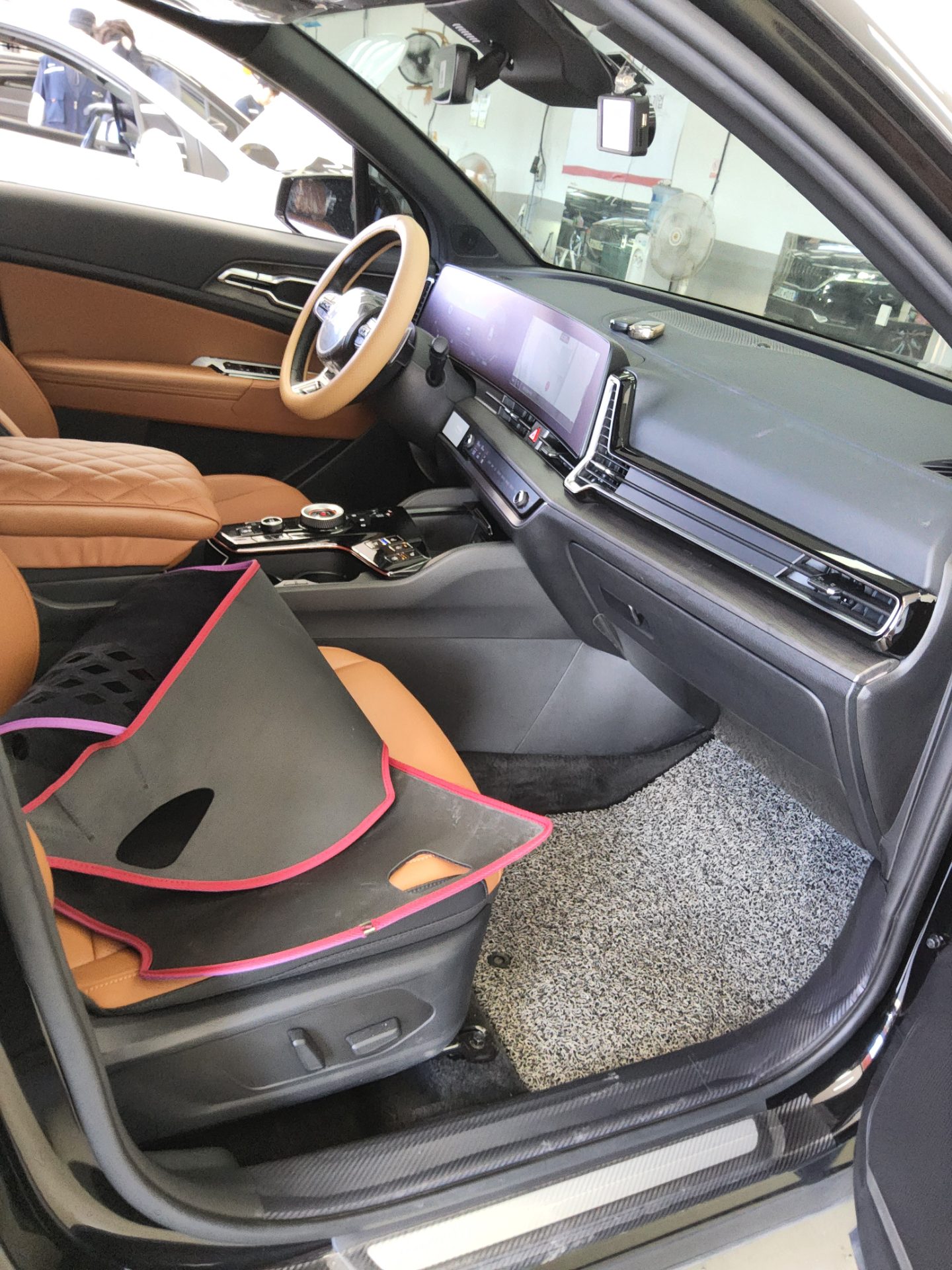 2024 - kia sportage