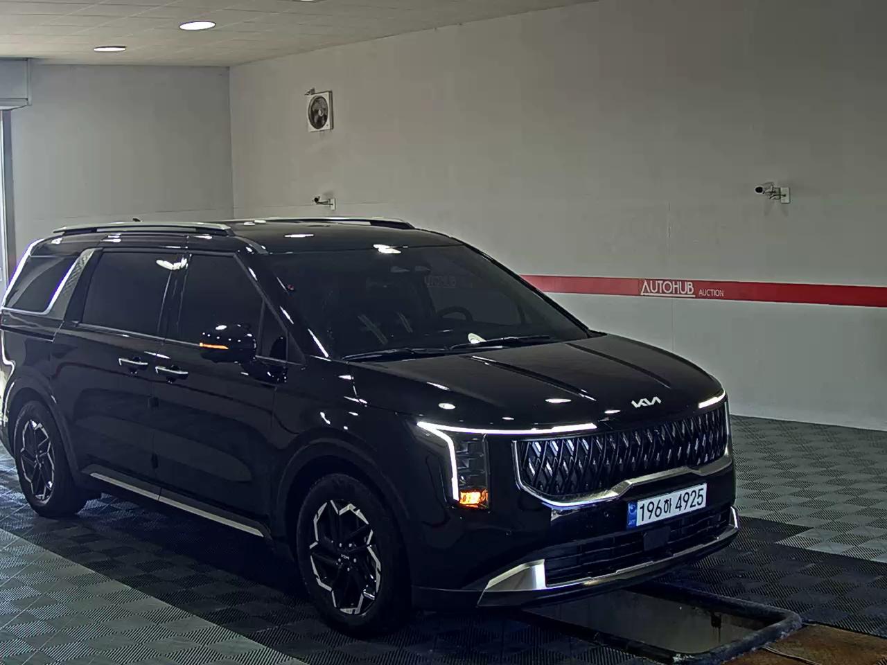 2025 - kia carnival