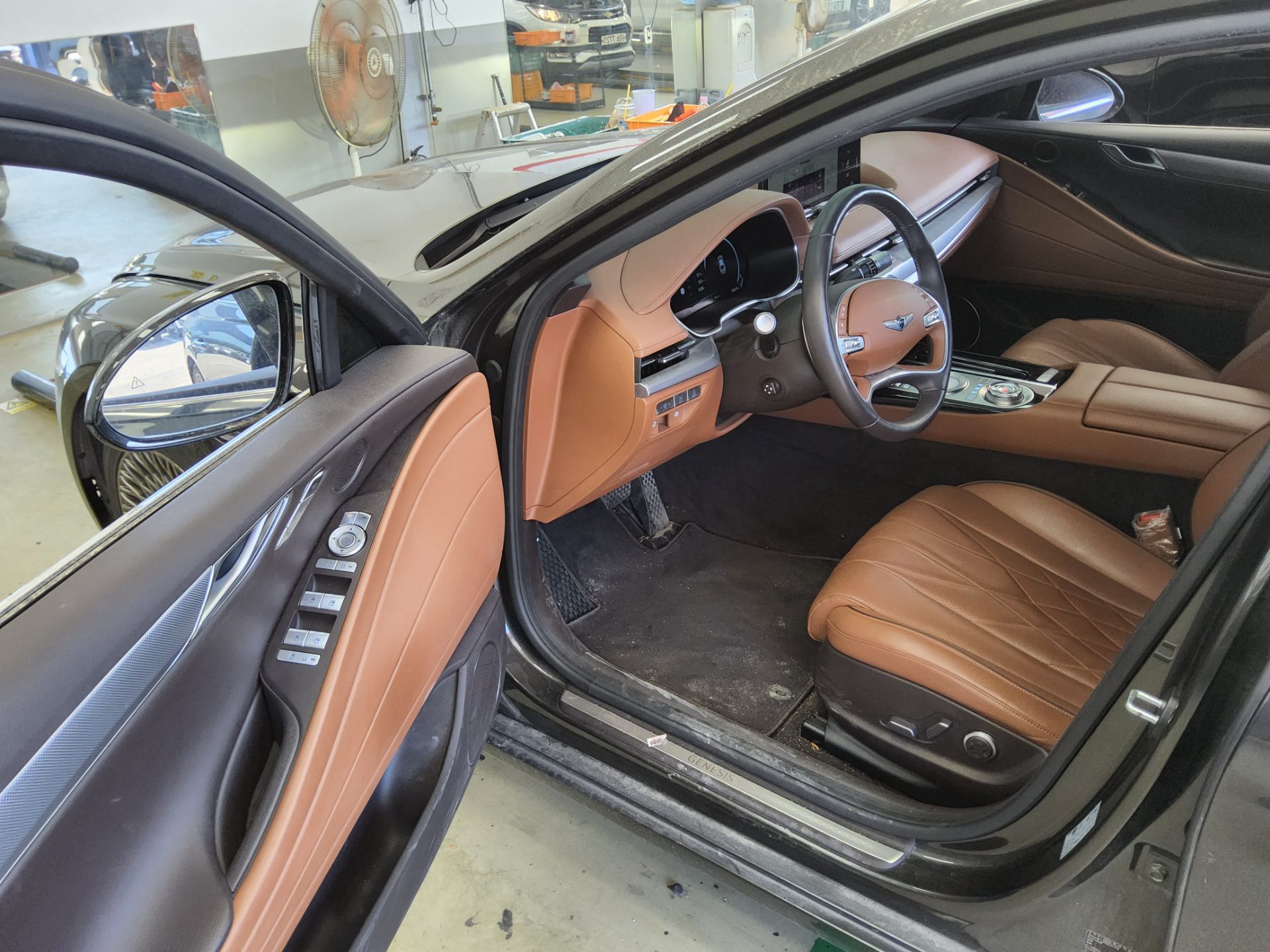 2022 - genesis g80