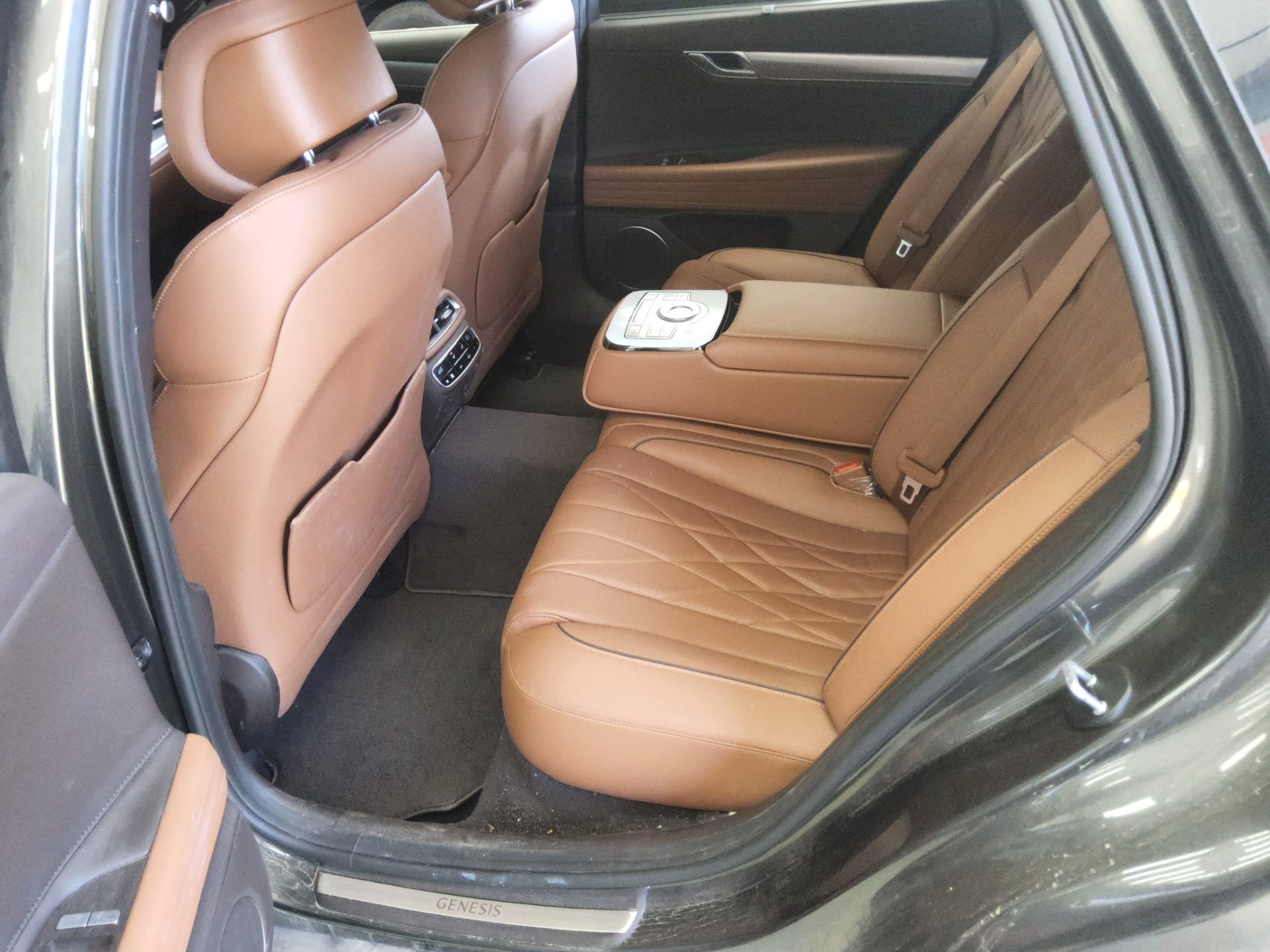 2022 - genesis g80