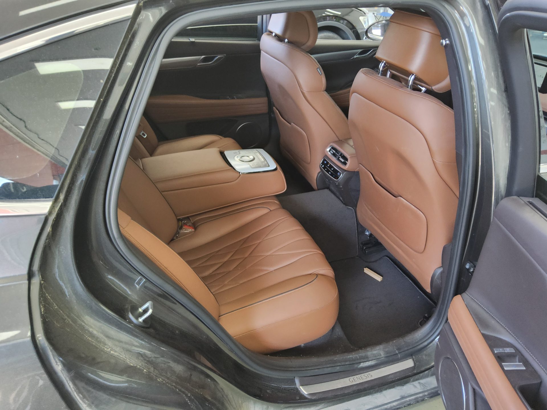 2022 - genesis g80