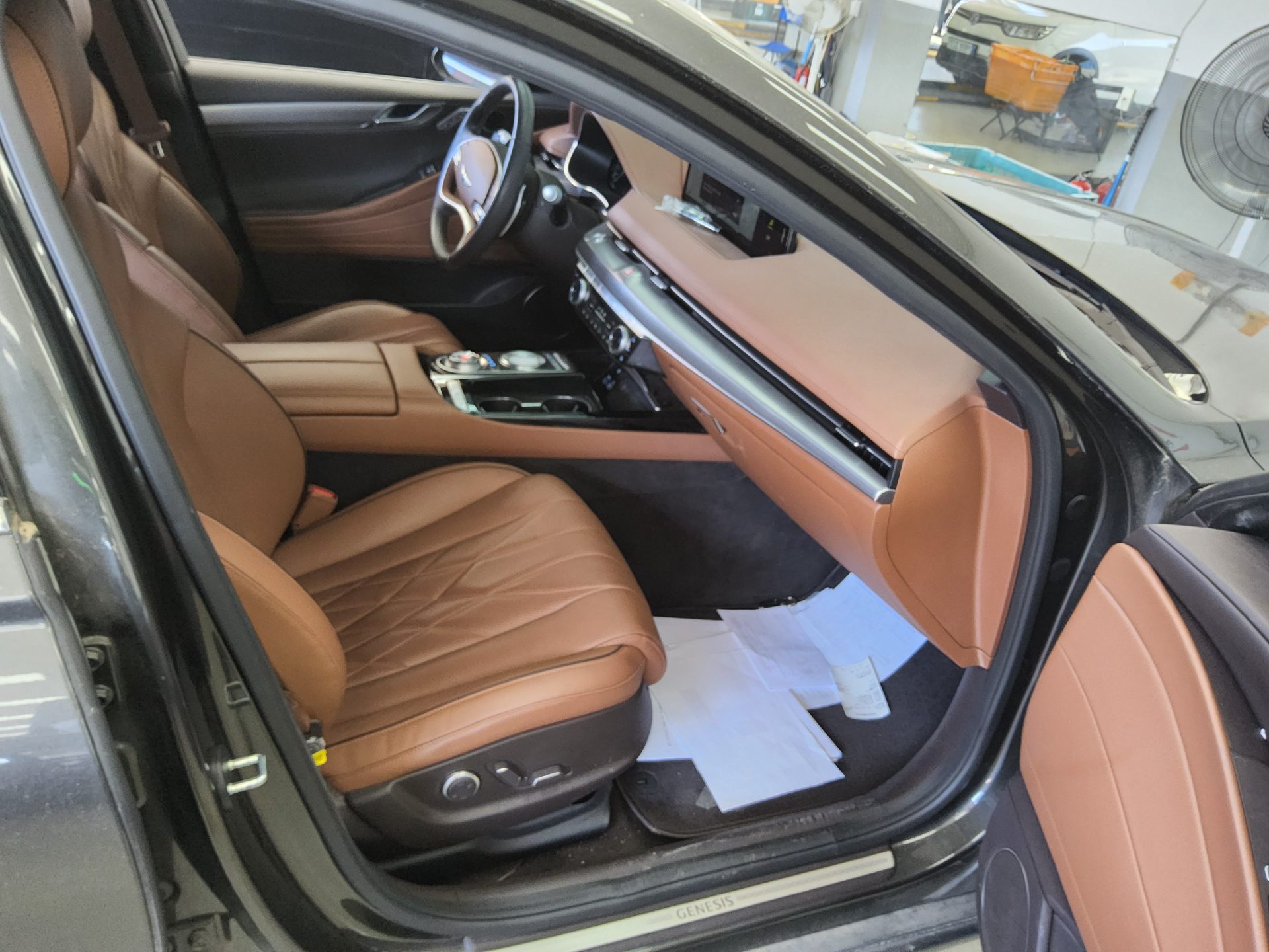 2022 - genesis g80