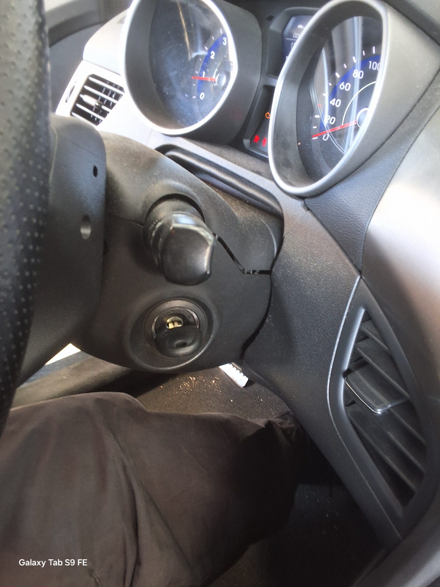 2011 - hyundai avante