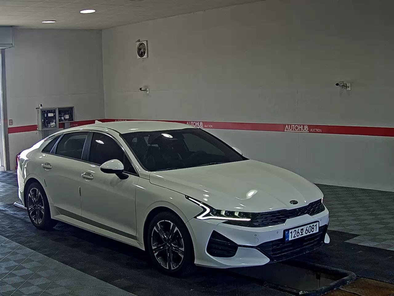 2021 - kia k5