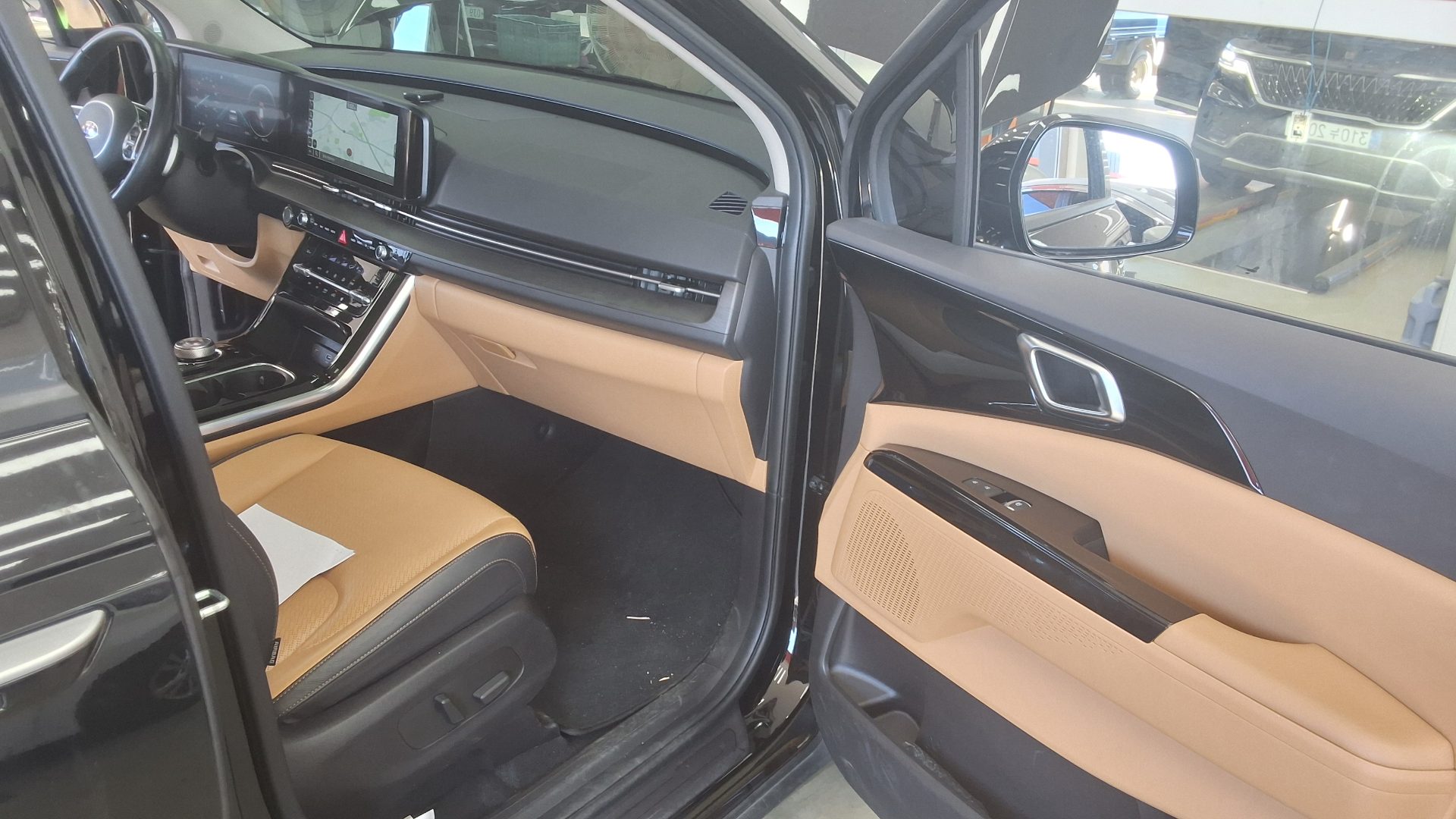 2021 - kia carnival