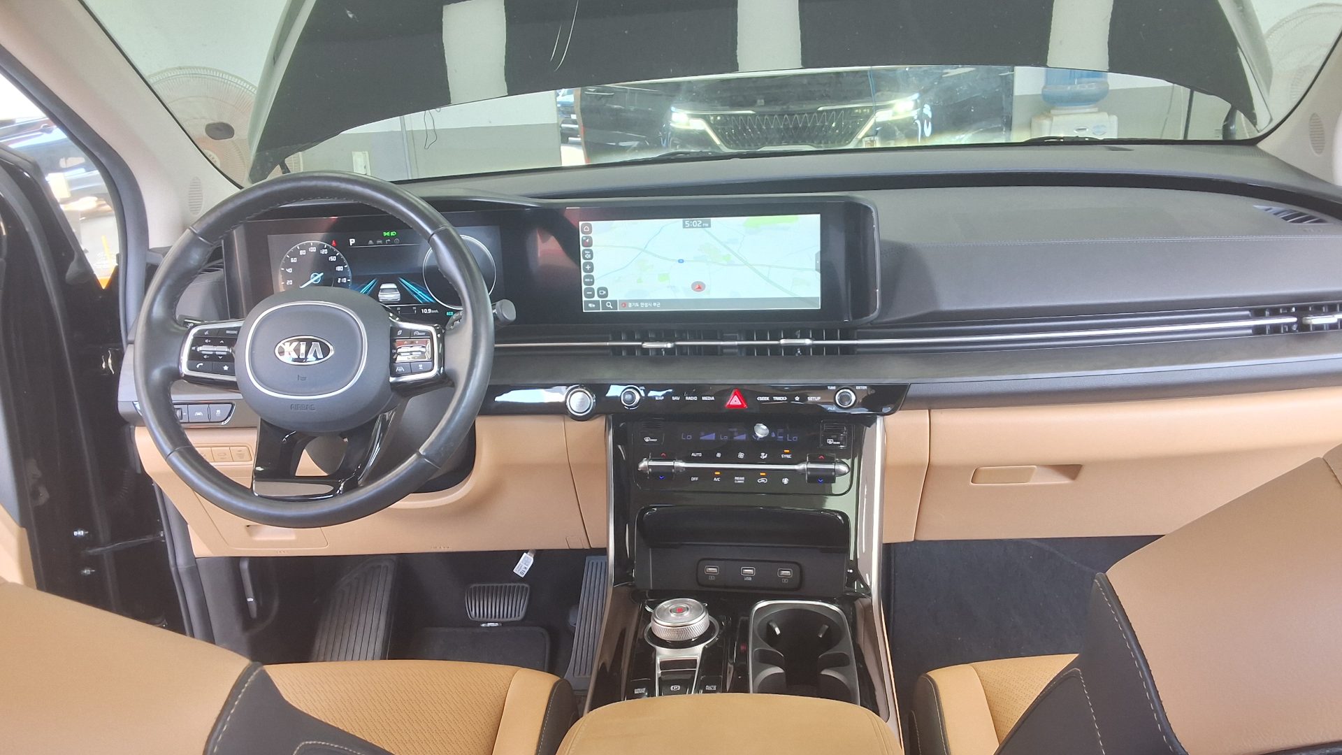 2021 - kia carnival