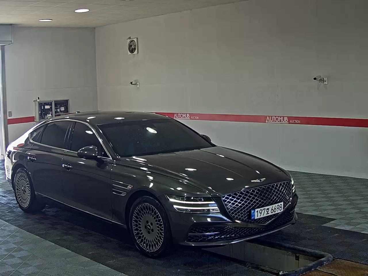 2022 - genesis g80