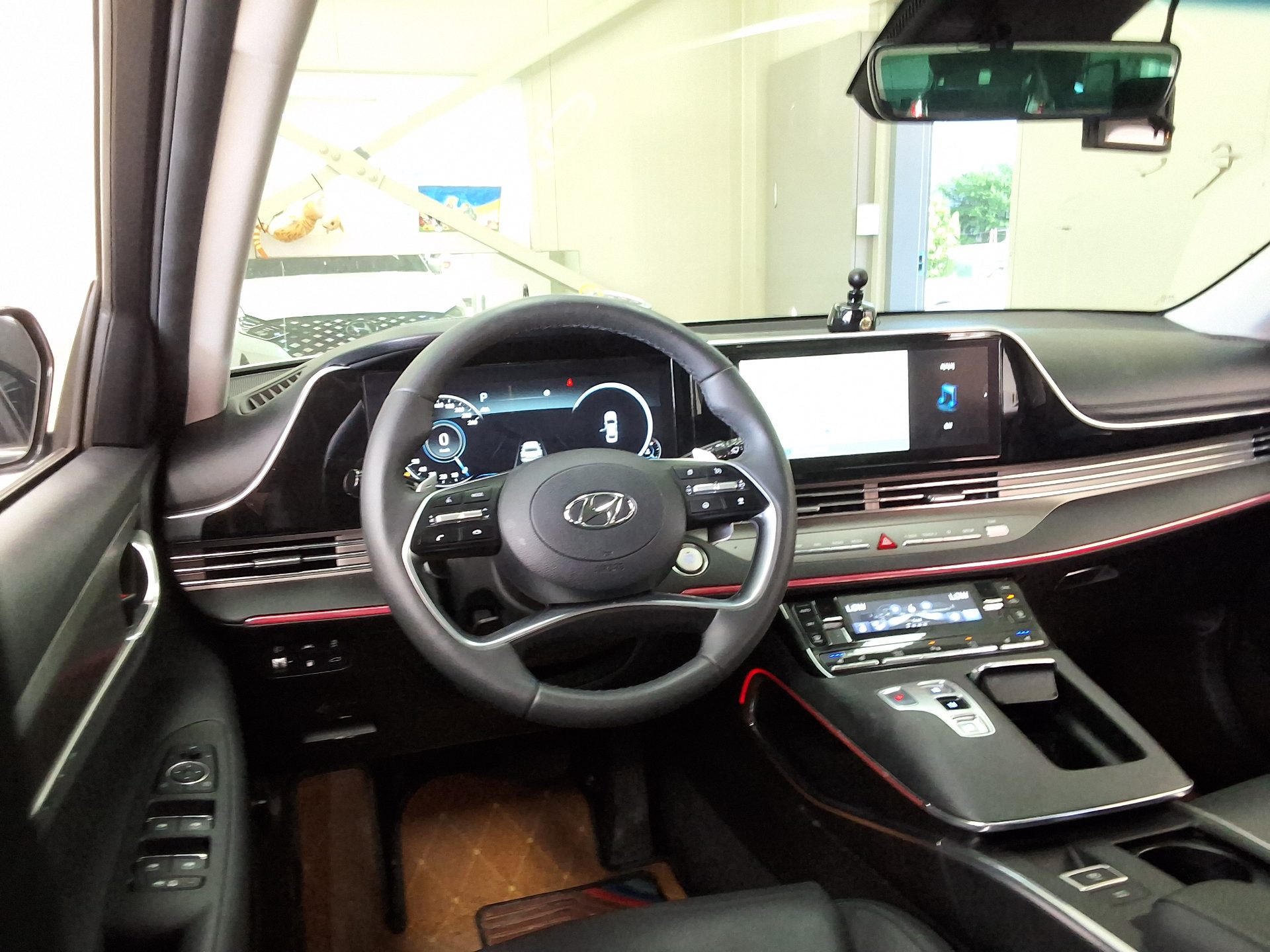 2022 - hyundai grandeur