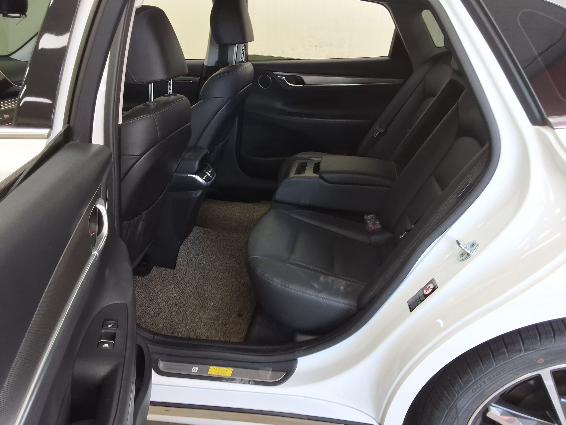 2022 - hyundai grandeur
