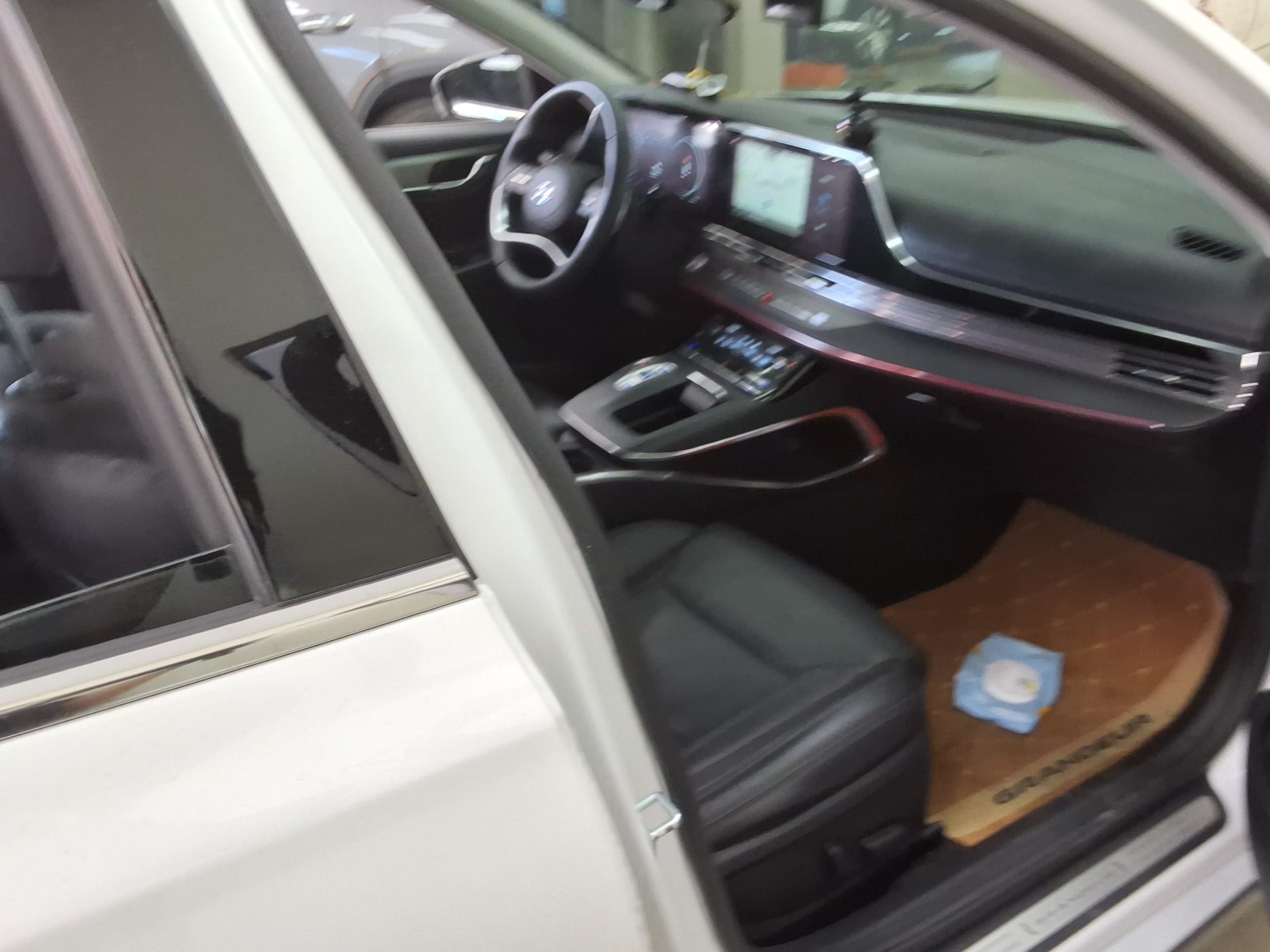 2022 - hyundai grandeur