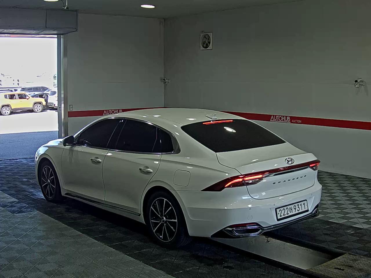 2022 - hyundai grandeur