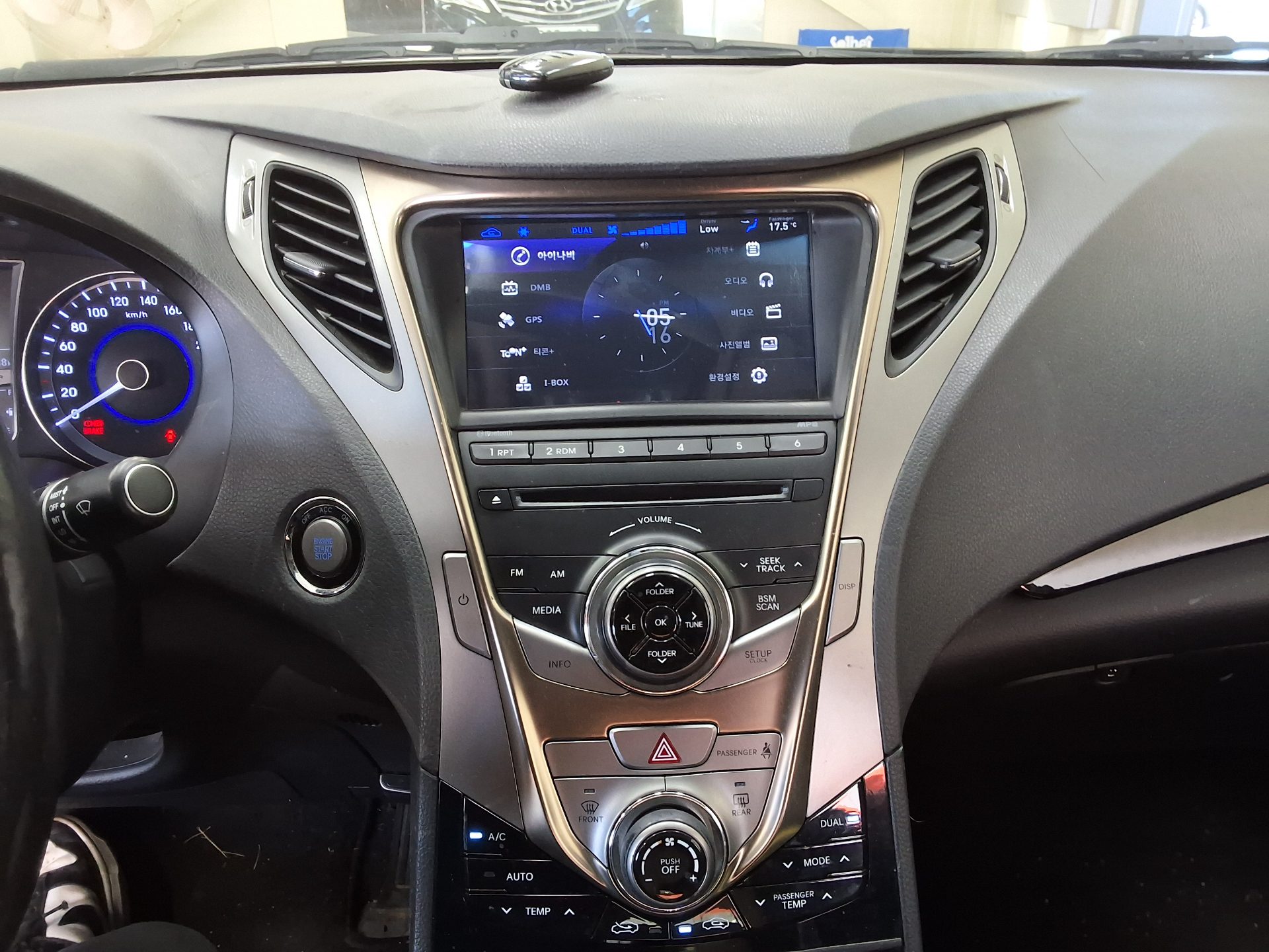2012 - hyundai grandeur