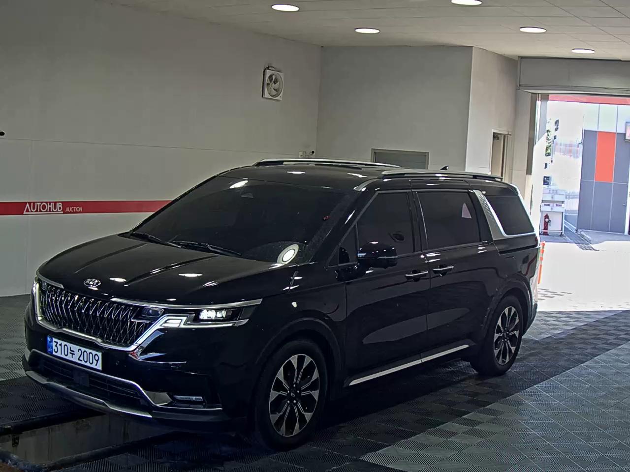2021 - kia carnival