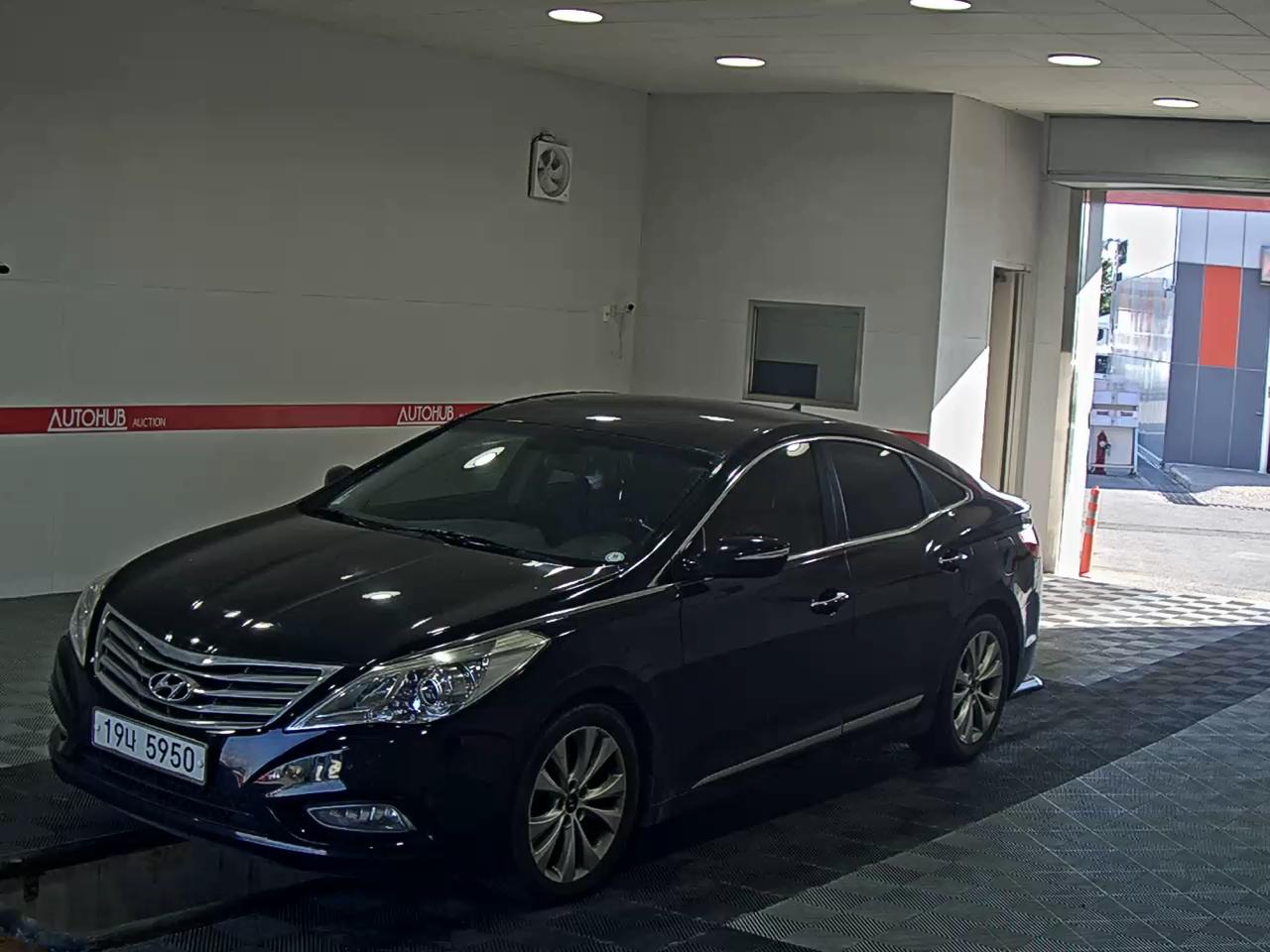 HYUNDAI GRANDEUR HG HG 300 PRIME