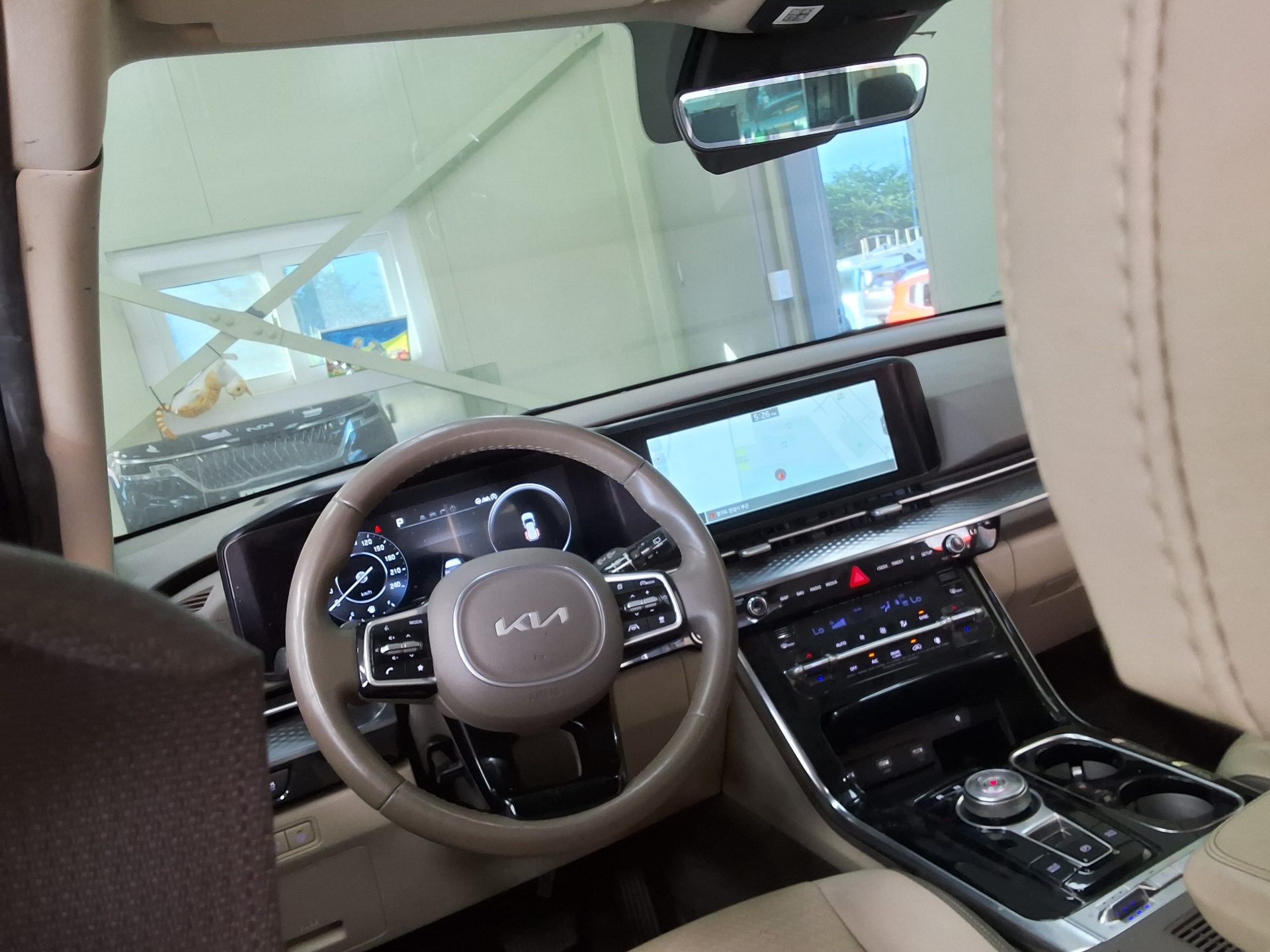 2023 - kia carnival