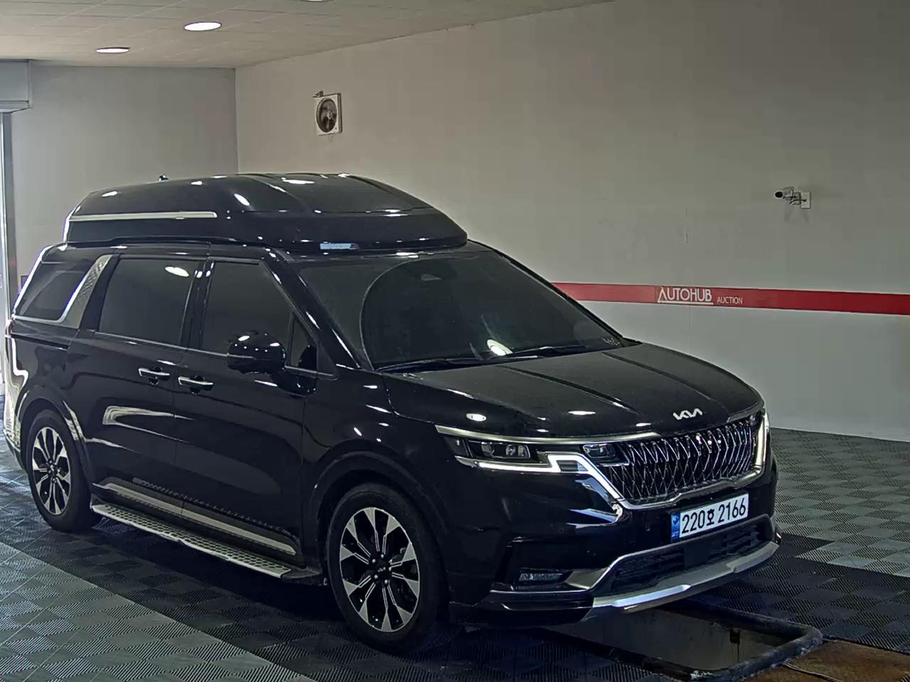 2023 - kia carnival