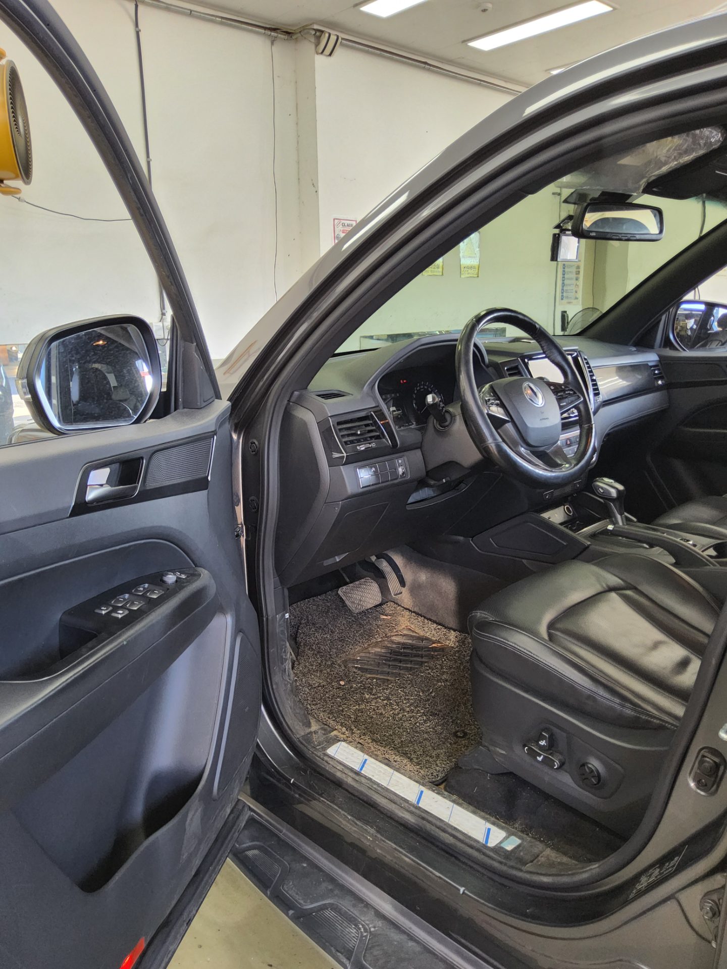 2020 - ssangyong rexton