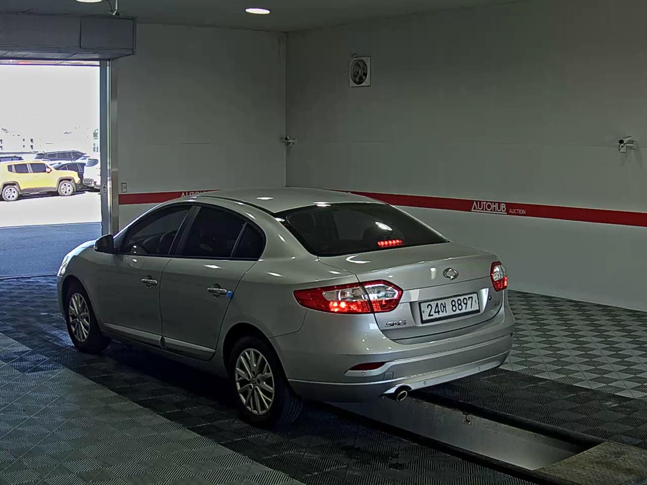 2013 - renault sm3