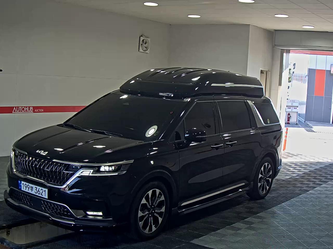 2023 - kia carnival