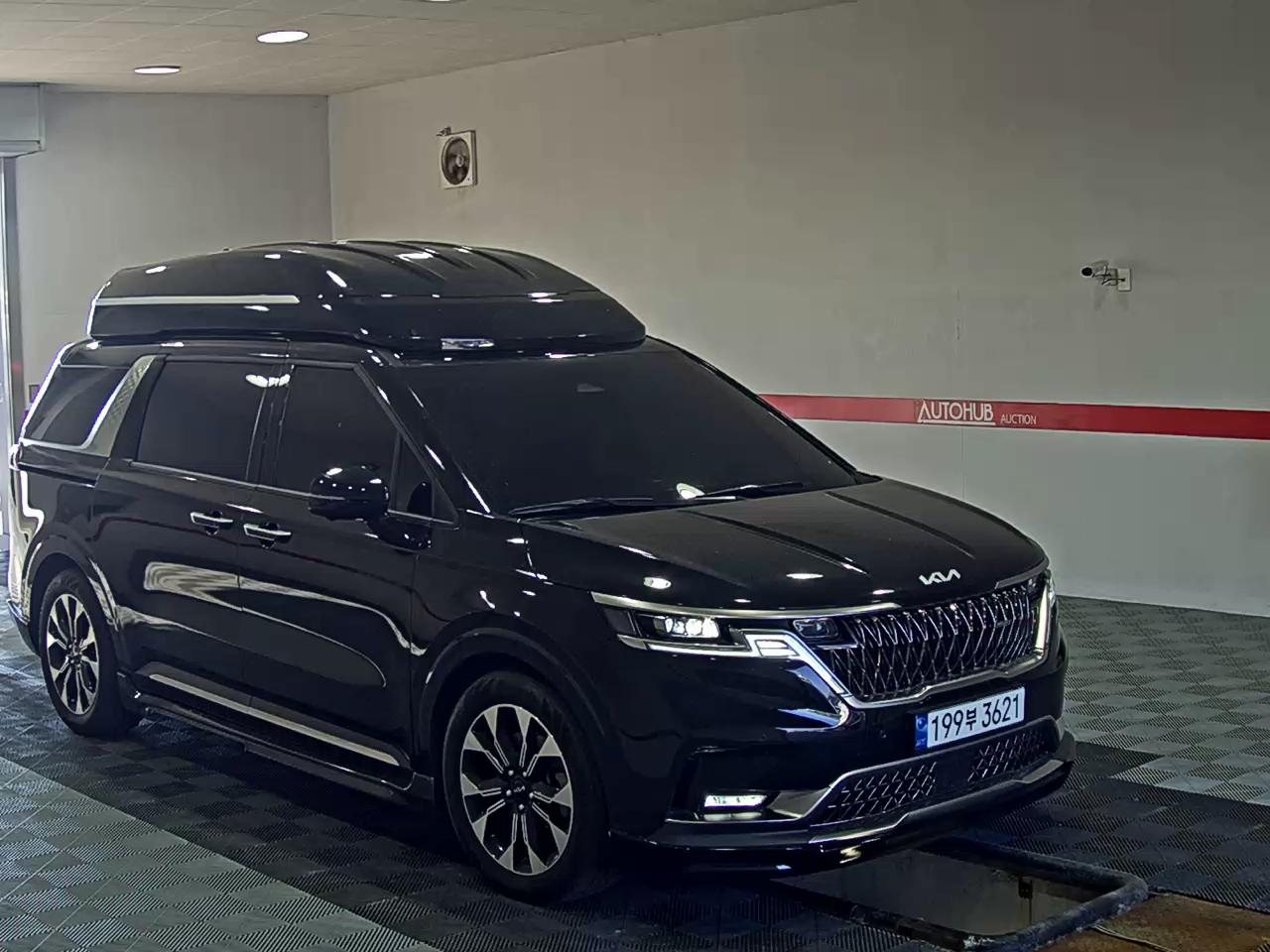 2023 - kia carnival