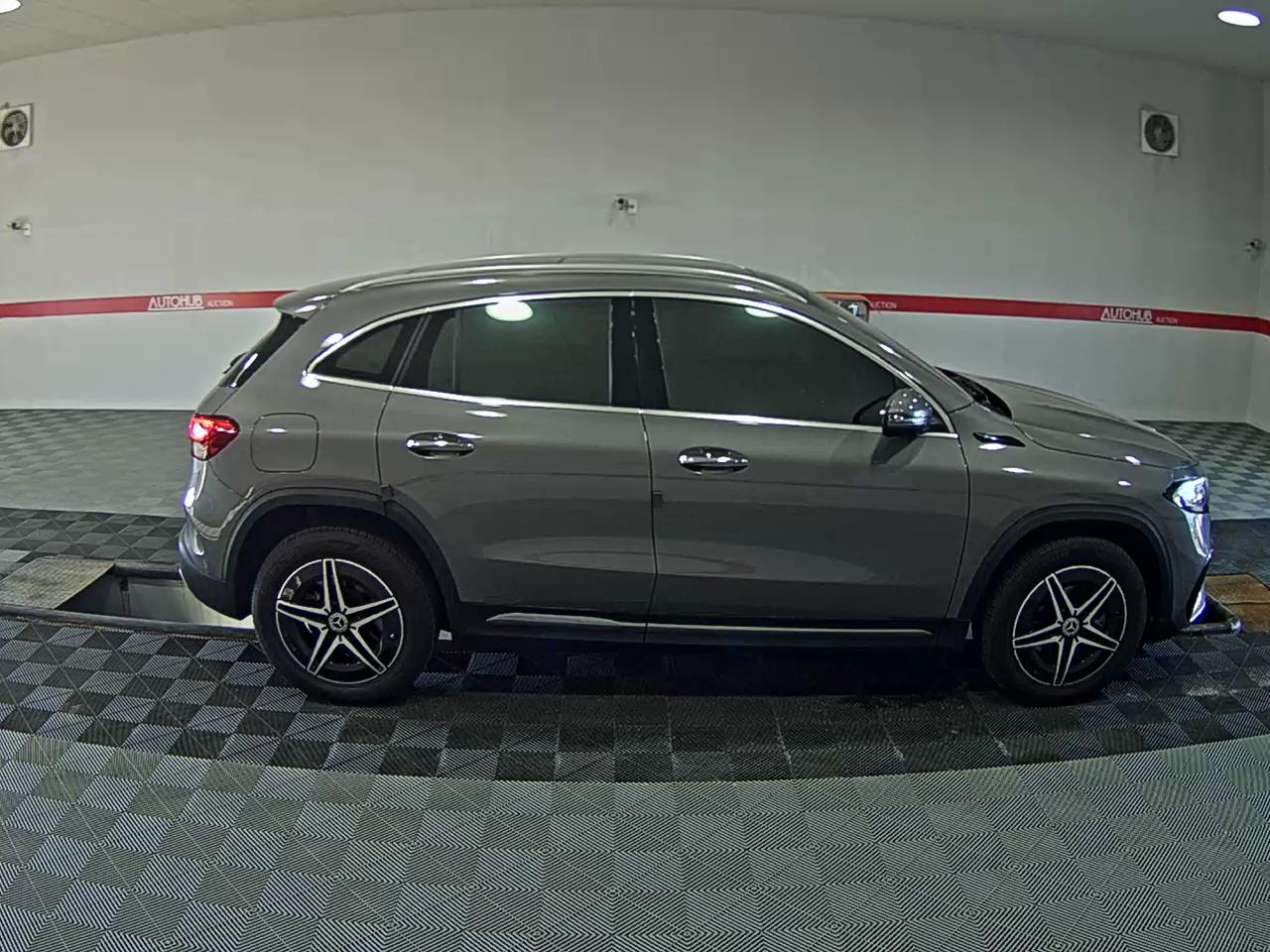 2022 - mercedes-benz eqa