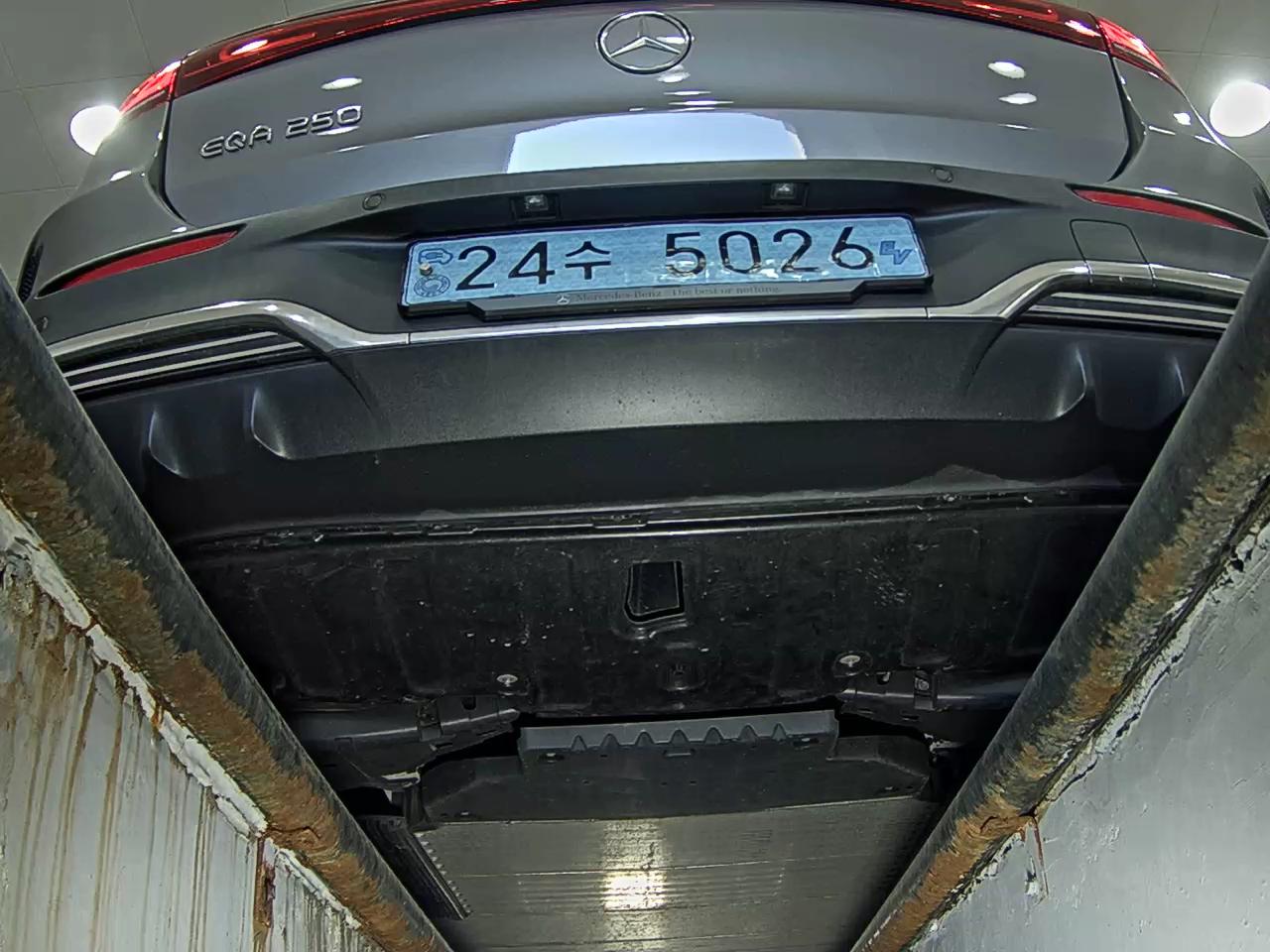 2022 - mercedes-benz eqa