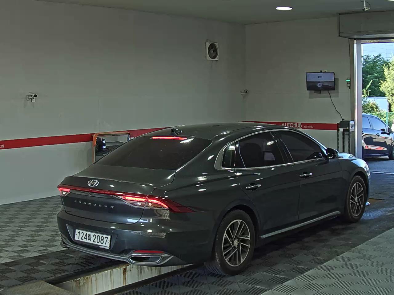 2020 - hyundai grandeur