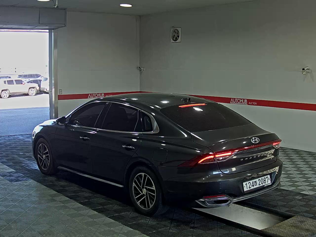 2020 - hyundai grandeur